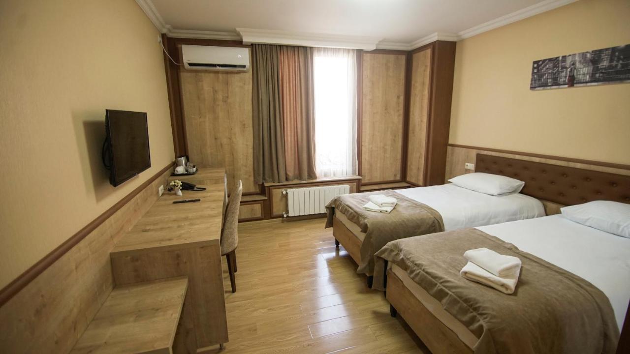 Hotel Juralius Tbilisi Eksteriør billede