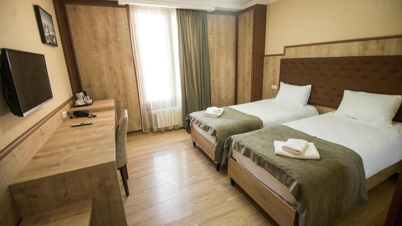 Hotel Juralius Tbilisi Eksteriør billede