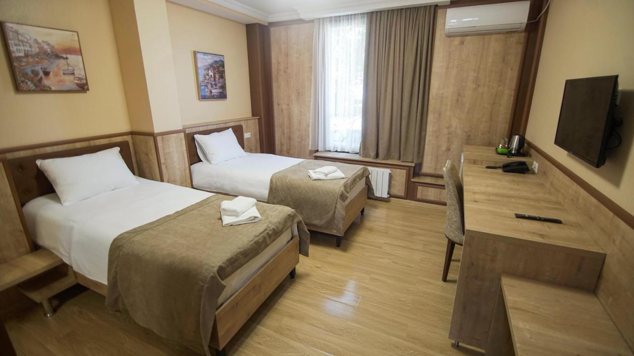 Hotel Juralius Tbilisi Eksteriør billede