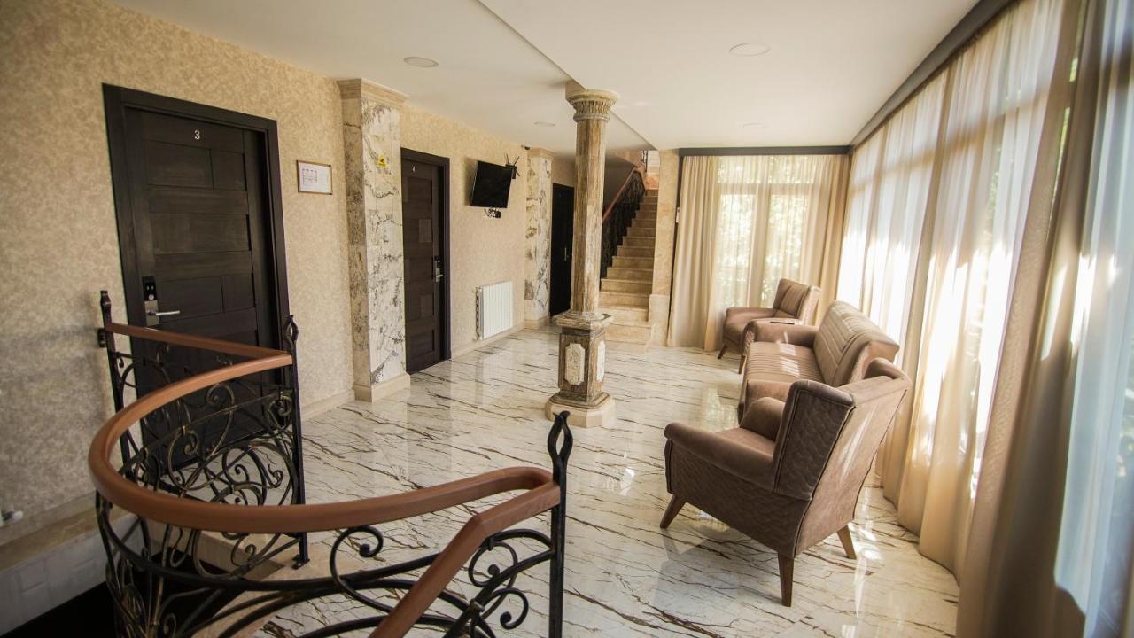 Hotel Juralius Tbilisi Eksteriør billede