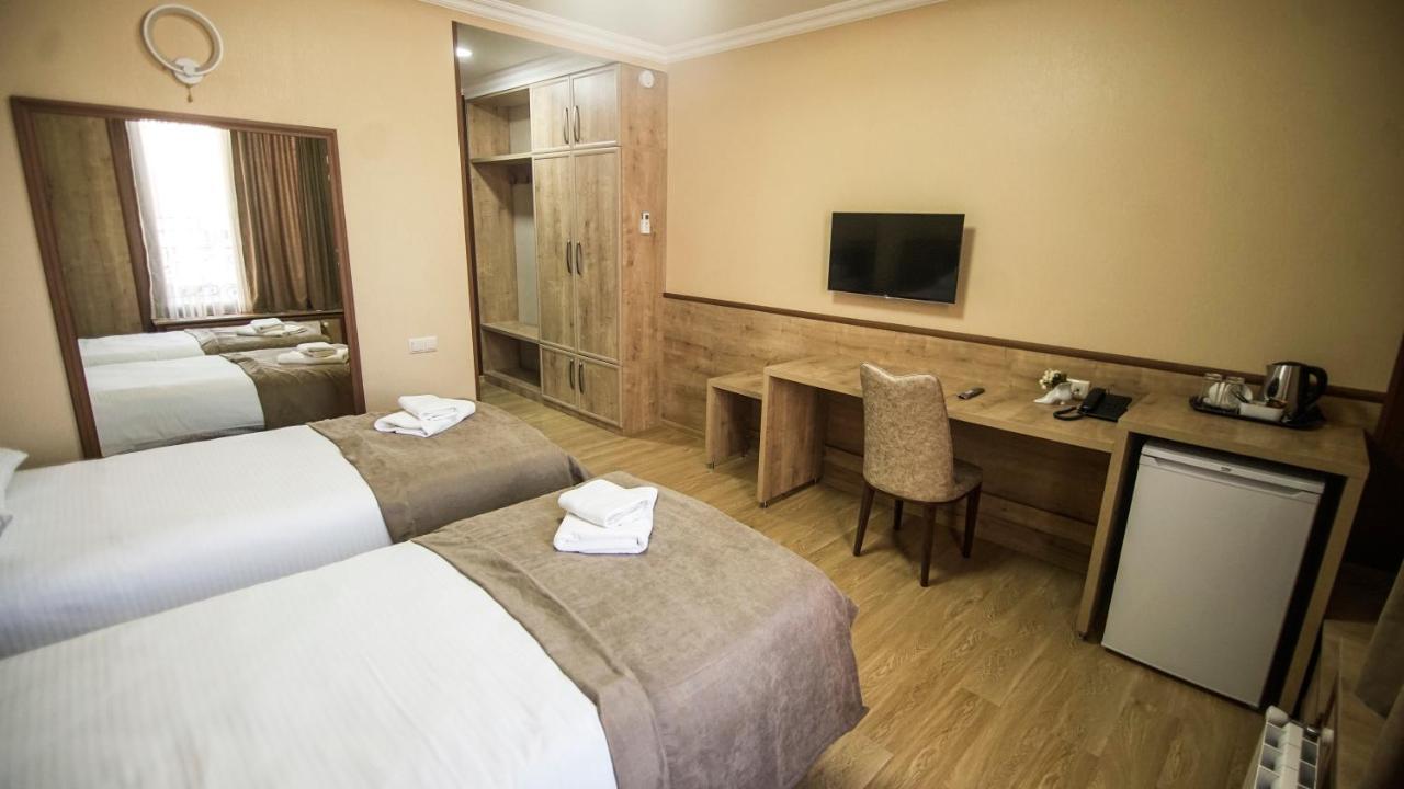 Hotel Juralius Tbilisi Eksteriør billede